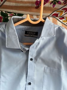 Light Blue Men&#39;s Shirt