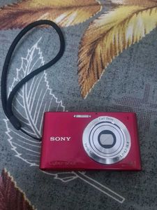 Sony Cybershot Camera without  any scrach