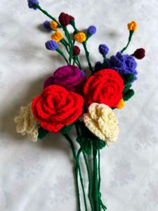Red Crochet Rose Appliques (3)