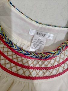 Boho-Chic White Sleeveless Dress – Elegant &amp; Comfo