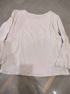White 🤍 Crop Top
