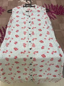 Sleeveless Kurti