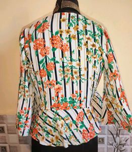 Zara Floral Top ( Yellow paint stains)