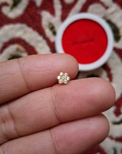 Beautiful New Shaining Stone Nosepin
