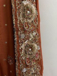 heavy embroidery crep suit