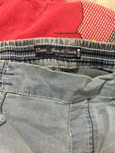 Light Wash Denim Pull-On Jegging
