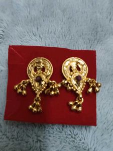 Beautiful 1gm Gold Guaranteed Ear Studs