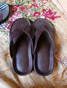 Mens And Womens Chappal