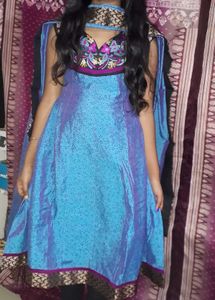 Elegant Ethnic Kurta Set kurti + duppata