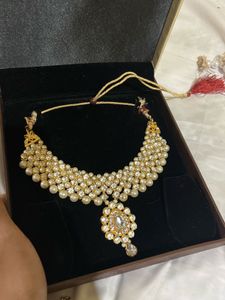 Elegant Pearl & Crystal Statement Necklace