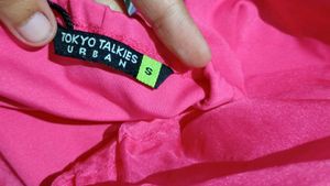 Tokyo Talkies Pink Crop Top Size S