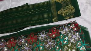 Elegant 🌷🌷 new Geogette Golden Foil Work Saree