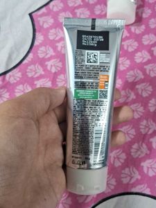 Garnier Vitamin C Serum Cleanser