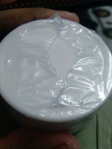 Smartdrops Face And Body Whitening Cream 50gm