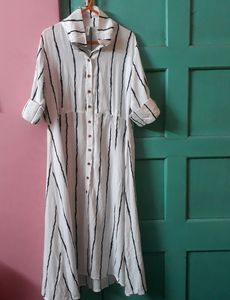Long Maxi Dress With Button Opening And Leather Be
