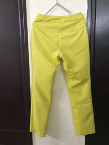 H&amp;M Yellow Trouser Waist 26-28(midrise)