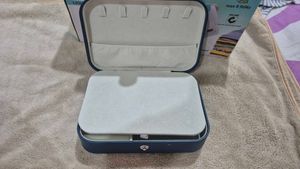 Make Up Box
