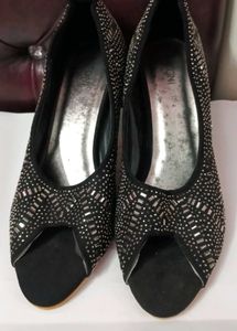 Ladies 👠