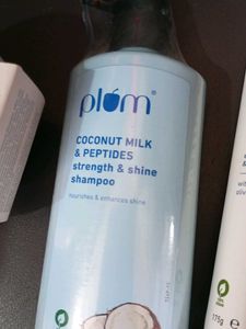 plum combo shampoo conditioner and hair mask
