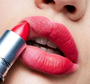 Mac Full Lipstick - Relentlessly Red