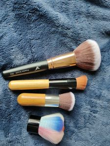 Miscellaneous Brush Set