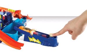 Hot Wheels Color Splash Science Lab Playset