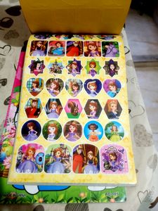 Sofia the First Sticker Book - 280 Stickers!