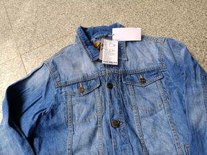 Roadster Denim Jacket, M Size