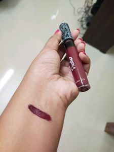 DAZZLER LIQUIDLIPSTICK