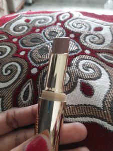 Lakme 9to5 Powerplay Priming Matte Lipstick