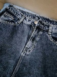 Cargo Jean