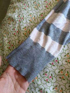 Striped V-neck Korean Long Sleeve Top 🩶