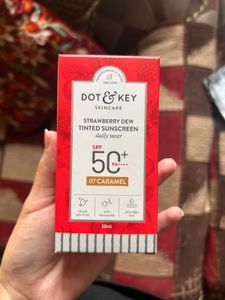 Dot And Key Strawberry Dew Tinted Sunscreen