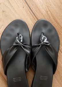 Zudio Flats