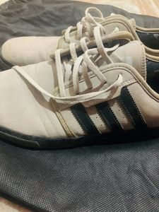 ADIDAS GRAY SUEDE BLACK STRIPED SHOES