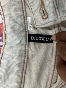 Divided Jeans