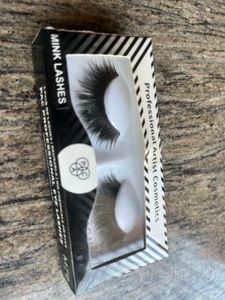 PAC Professional Eye Lashes With Glue