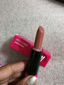 Myglamm Matte Rush-subtle In Santorini