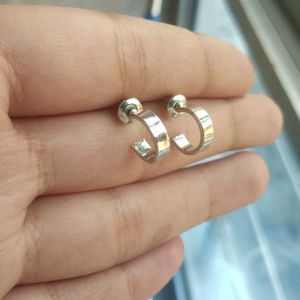 3 jhumka and 2 earrings