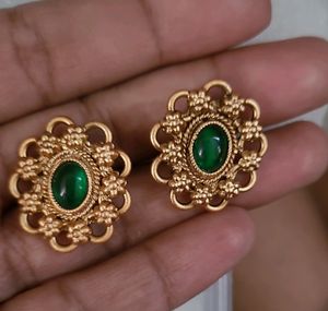 ELEGANT ANTIQUE NECKPIECE WITH EARRING
