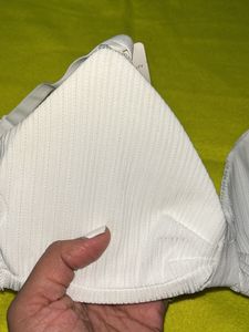 Women&#39;s White Colour Bra