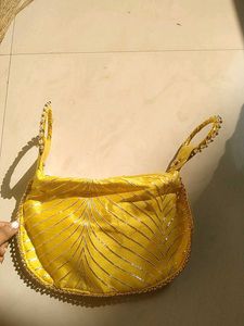 Yellow Potli