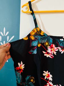 Attractive Floral Dress XL size