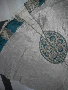 Embroidered Sleeveless Kurti