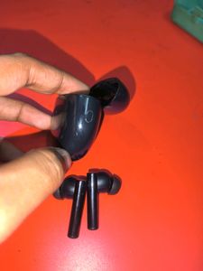 realme Buds Air 2 ANC TWS next to new condition