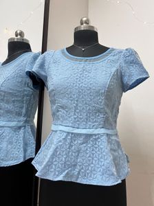 BLUE CLASSIC FLORAL TOP FOR WOMEN