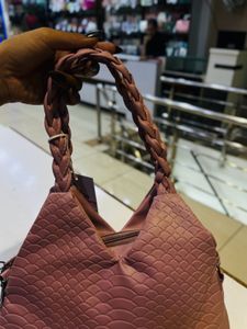 New With Bag 🩷