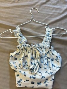 Floral Ruffle Crop Top