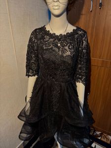 Elegant Black Lace Party Dress