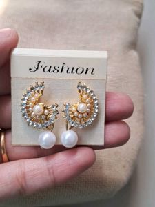 Pearl Drop Earrings
